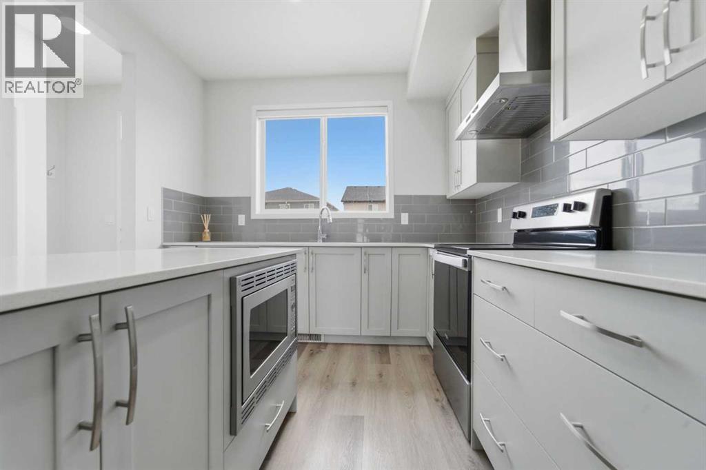 21 Corner Glen Row NE - 14
