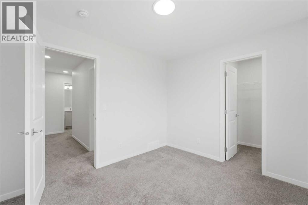 21 Corner Glen Row NE - 31