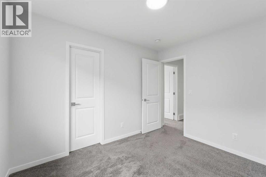 21 Corner Glen Row NE - 29