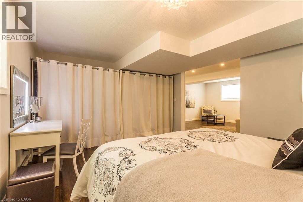 44 LEMON GRASS Street - 34