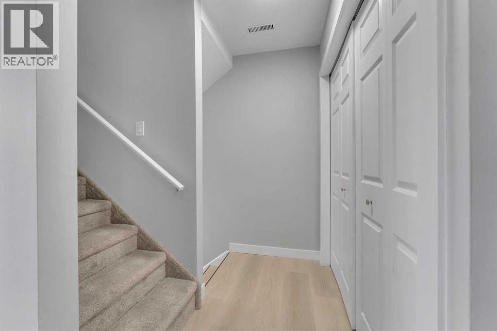 #14 8112 36 Avenue NW - 11