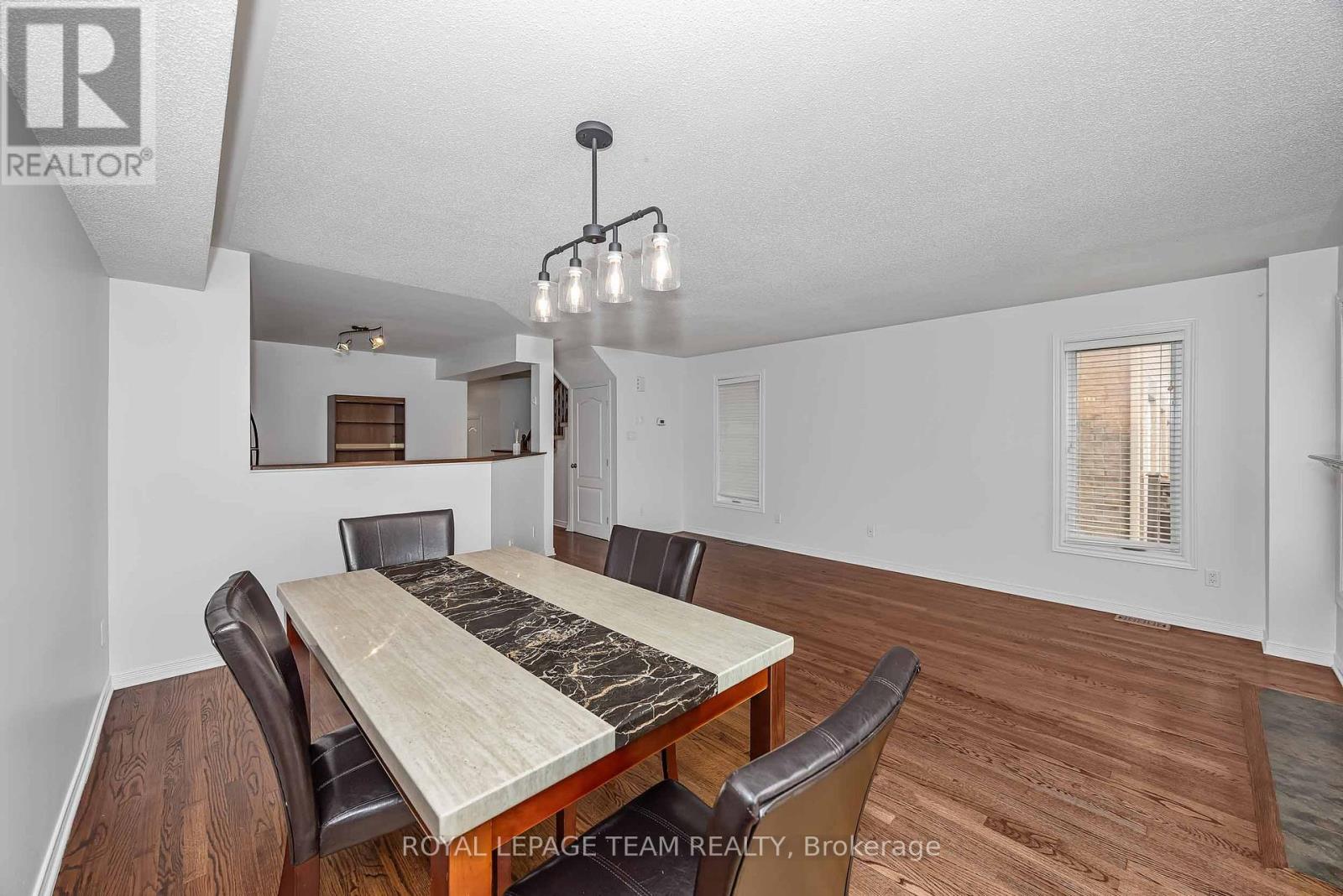 Condos for Rent in Ottawa – 323 FREEDOM PRIVATE, Ottawa – By Peter Sagos - Image 13