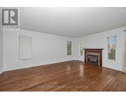 323 Freedom Private, Ottawa, ON K1G6W3 Photo 9