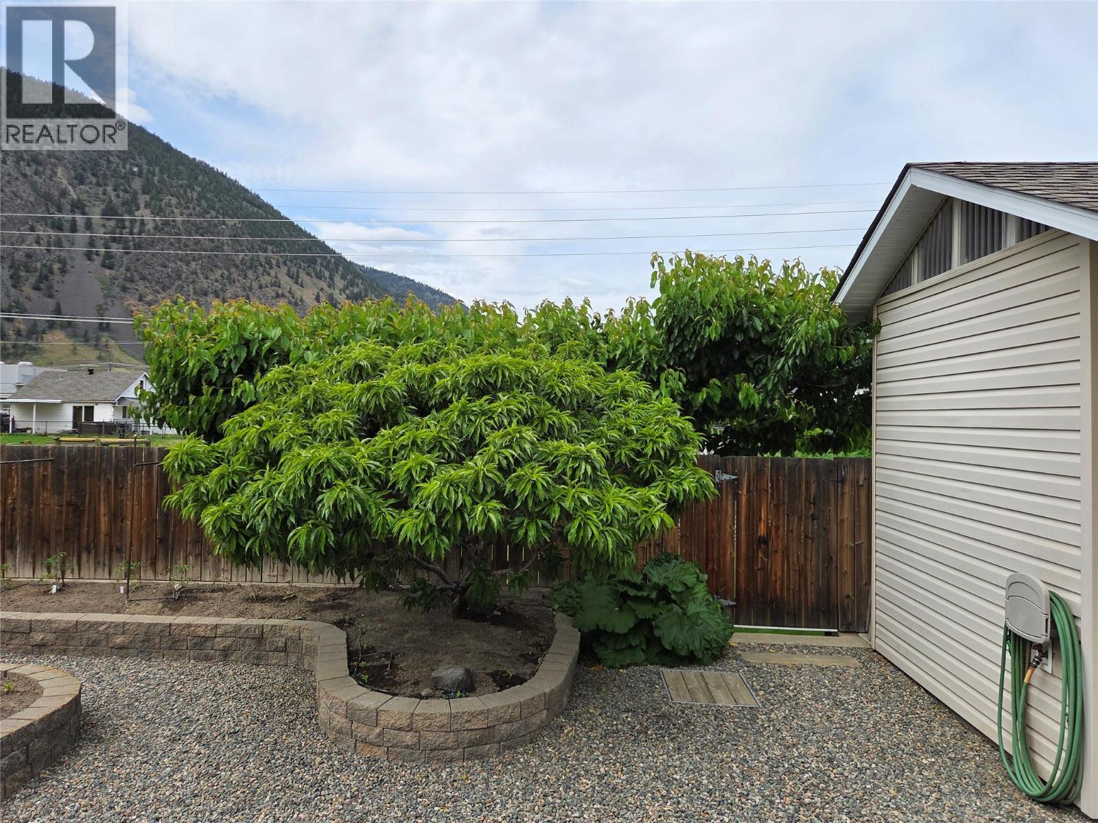 304 9th Avenue - 26