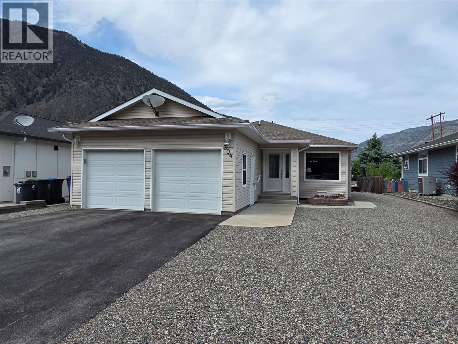 304 9th Avenue - 1