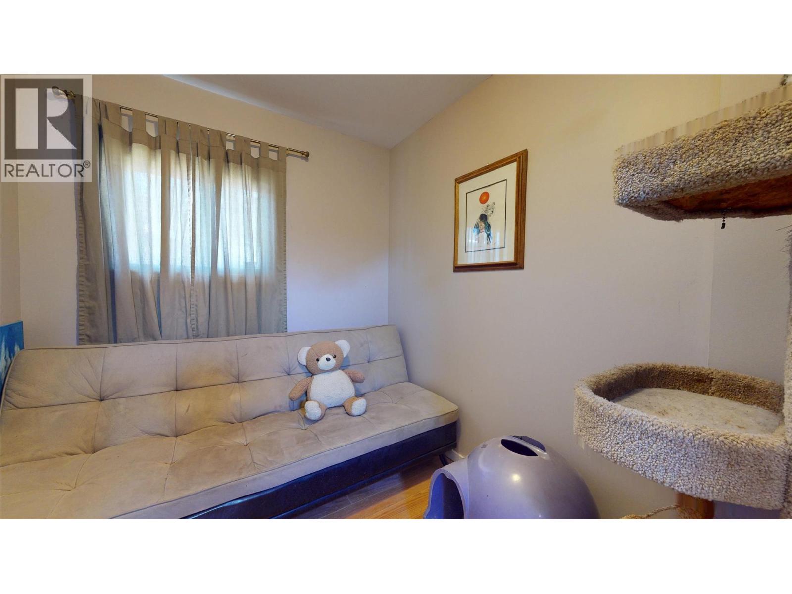 #26 700 Patterson Street W - 23