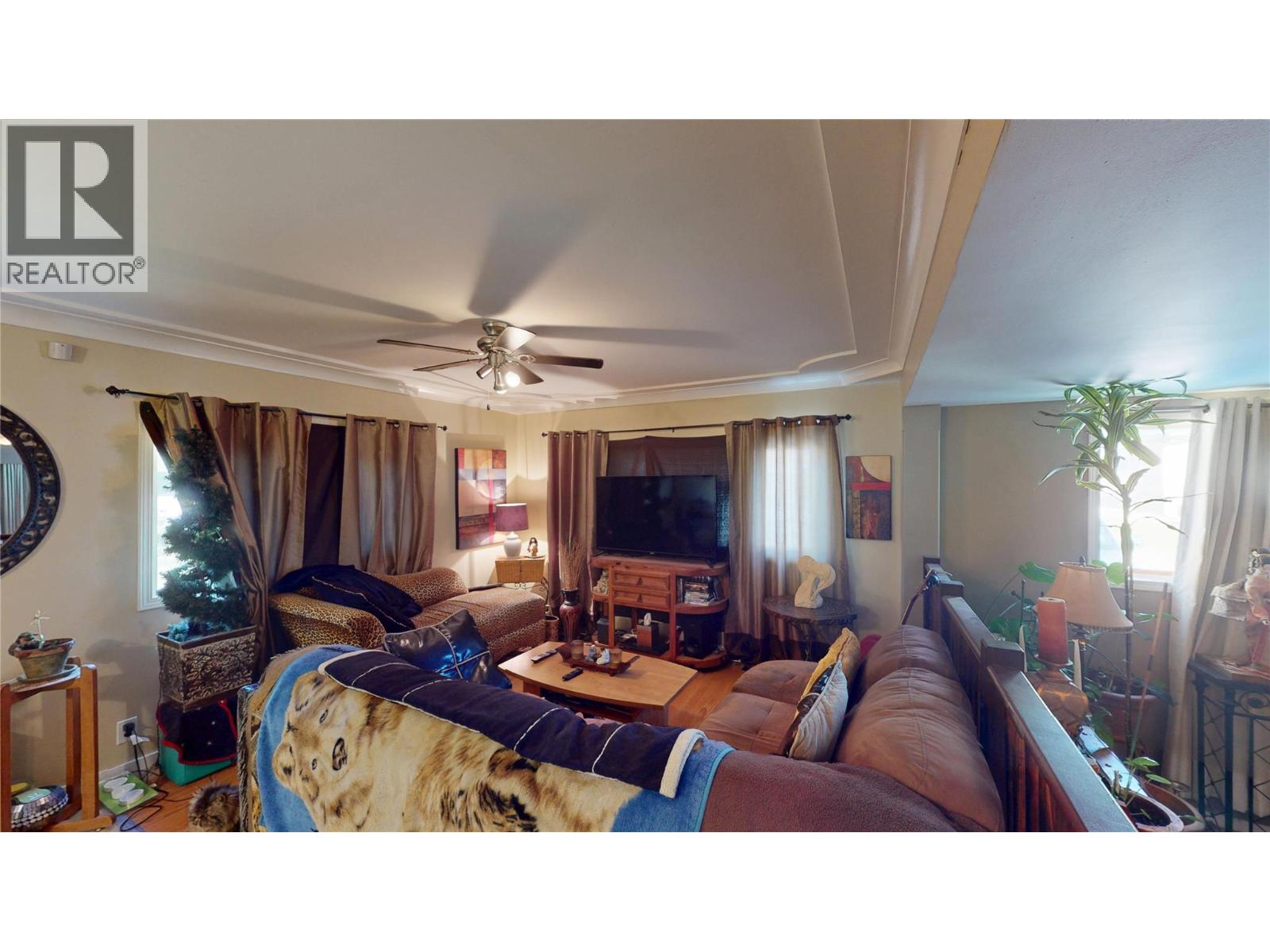 #26 700 Patterson Street W - 13
