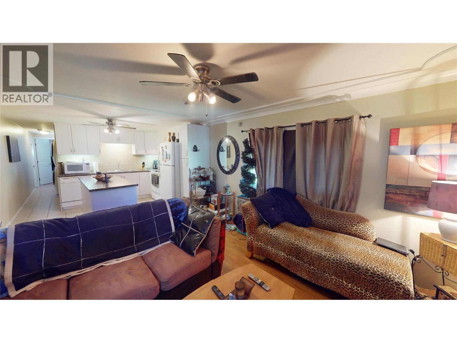 #26 700 Patterson Street W - 17
