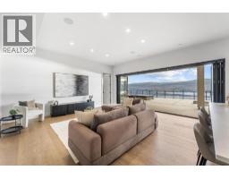 1363 Vineyard Drive, West Kelowna, BC V4T0E9 Photo 60