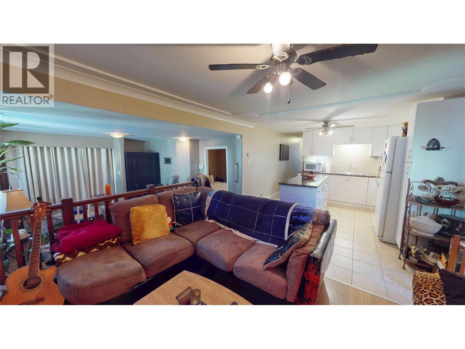 #26 700 Patterson Street W - 16