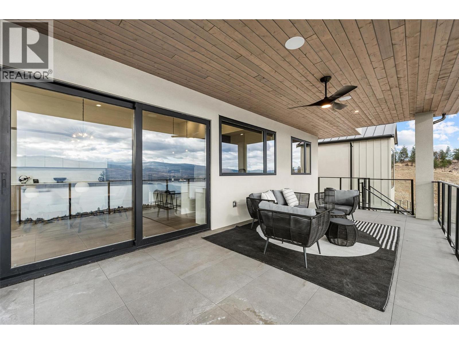1363 Vineyard Drive, West Kelowna