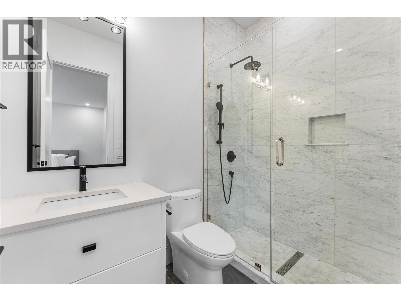 1363 Vineyard Drive, West Kelowna