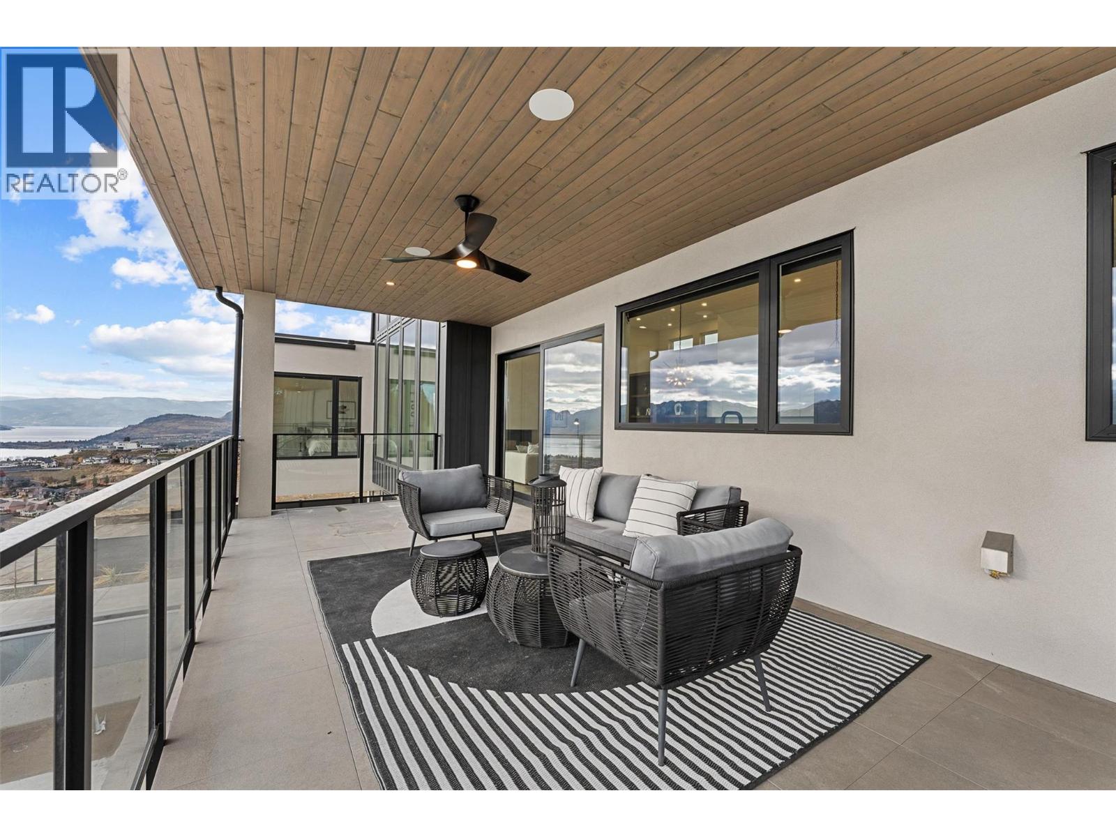 1363 Vineyard Drive, West Kelowna