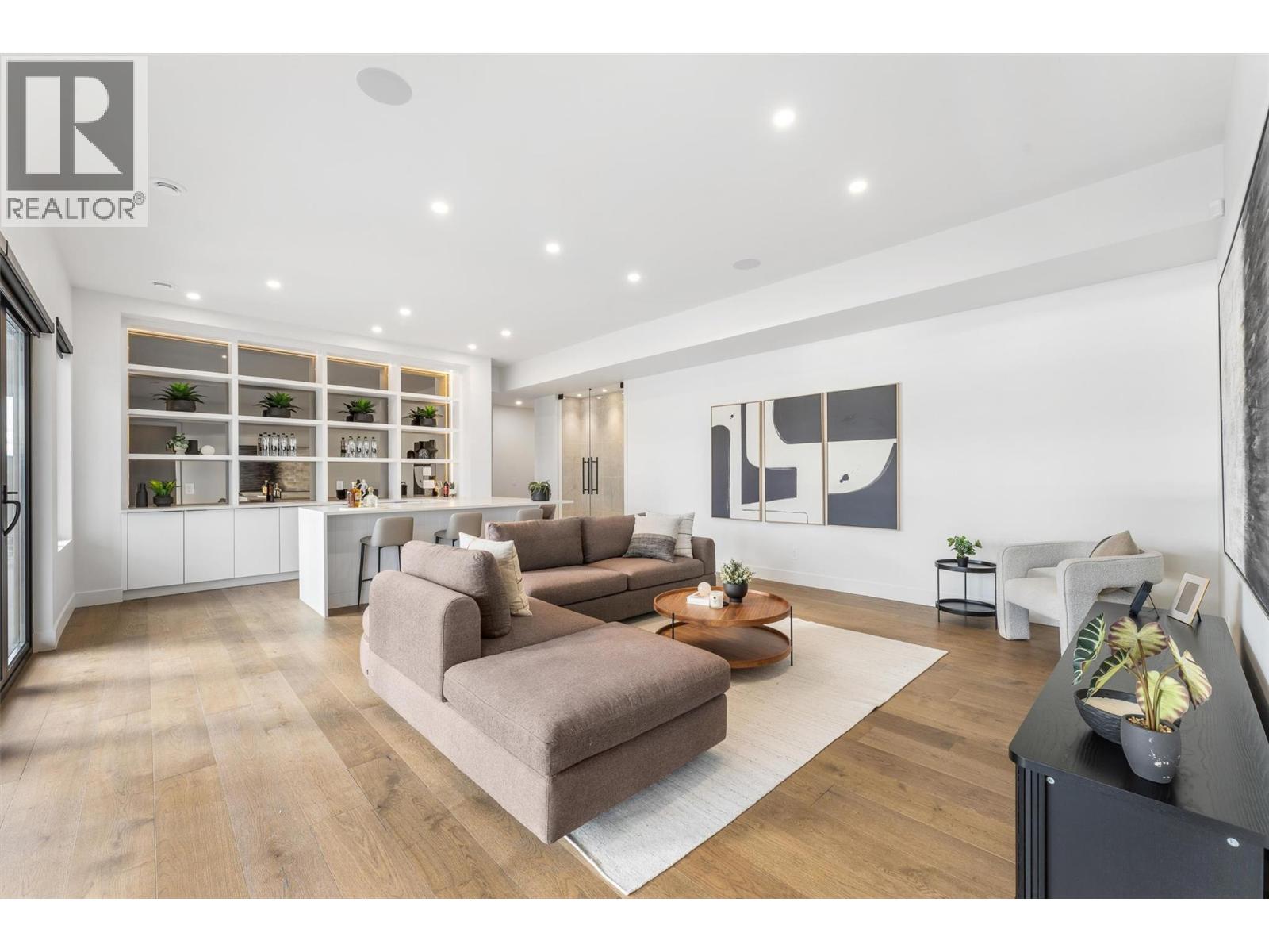 1363 Vineyard Drive, West Kelowna