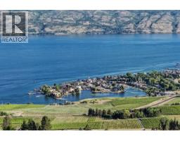 1363 Vineyard Drive, West Kelowna, BC V4T0E9 Photo 33