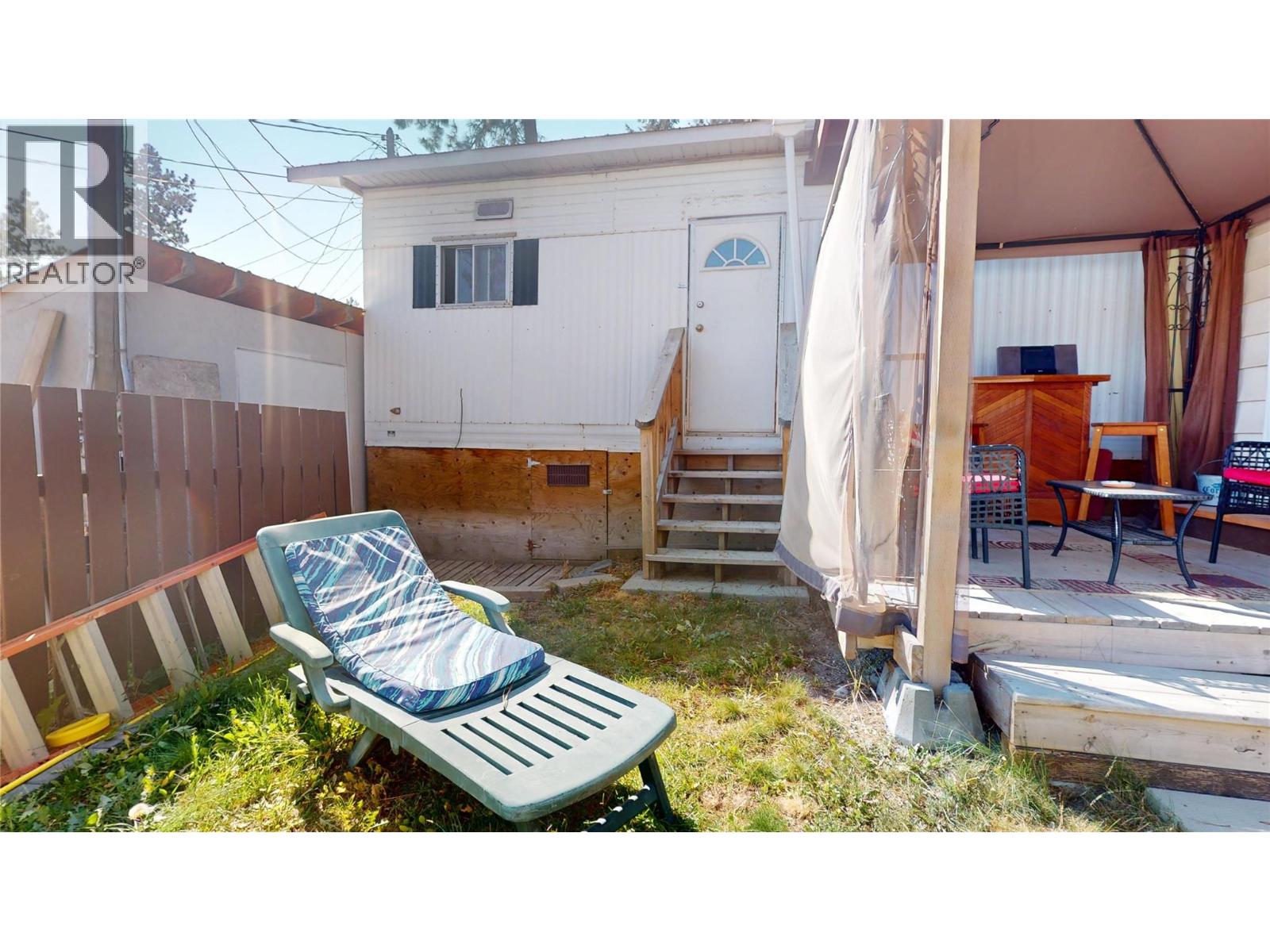 #26 700 Patterson Street W - 28