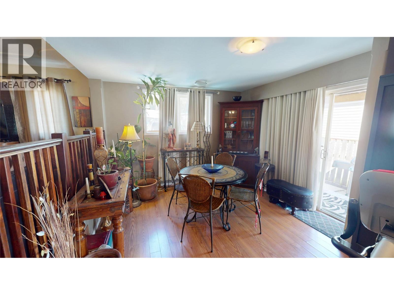 #26 700 Patterson Street W - 9