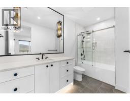 1363 Vineyard Drive, West Kelowna, BC V4T0E9 Photo 63