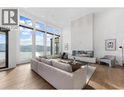 Foyer - 1363 Vineyard Drive, West Kelowna, BC V4T0E9 Photo 15
