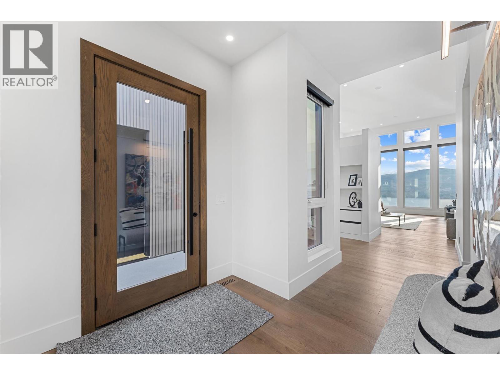 1363 Vineyard Drive, West Kelowna