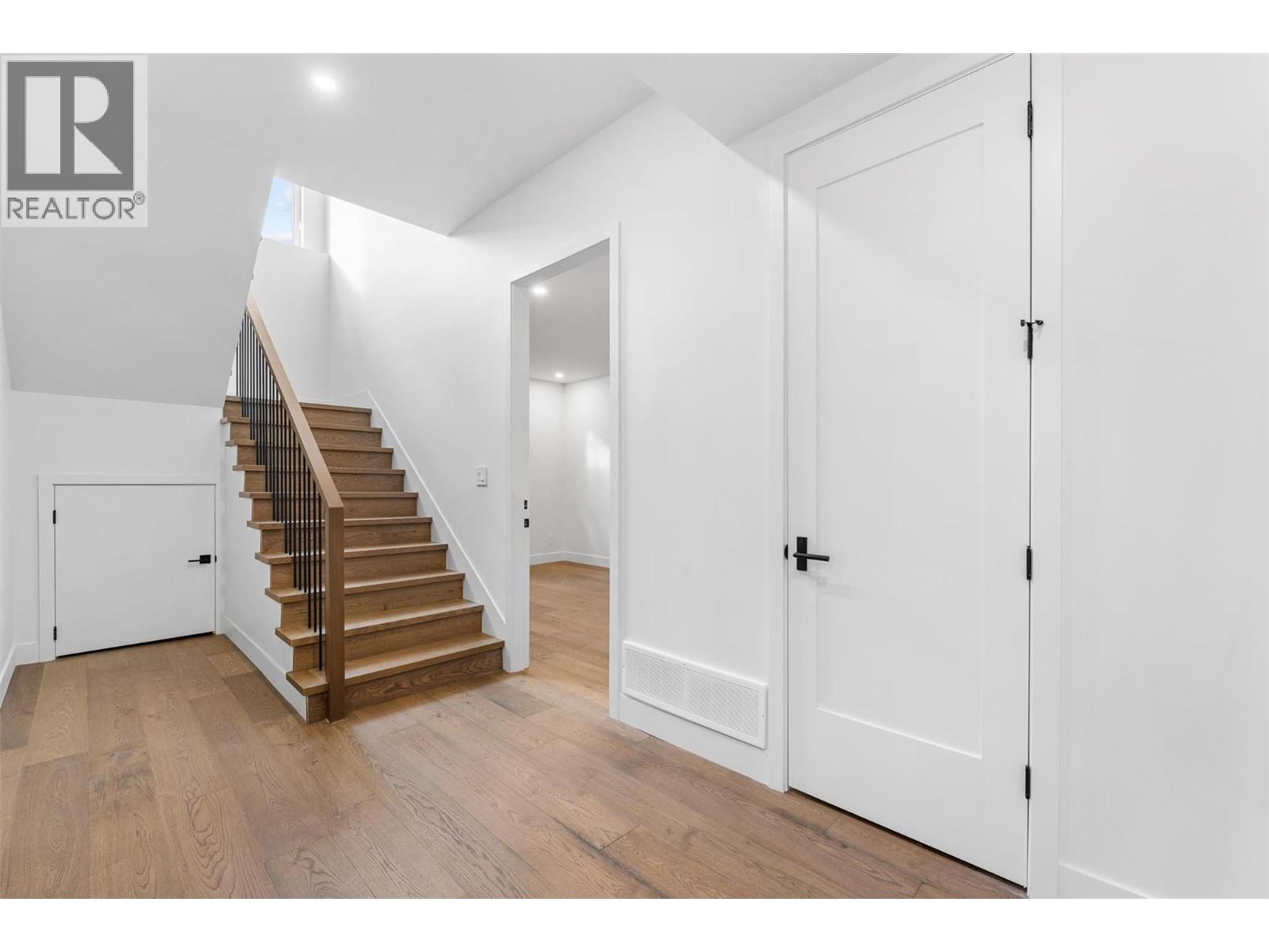 1363 Vineyard Drive, West Kelowna