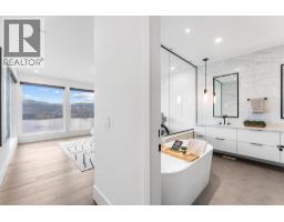 1363 Vineyard Drive, West Kelowna, BC V4T0E9 Photo 37