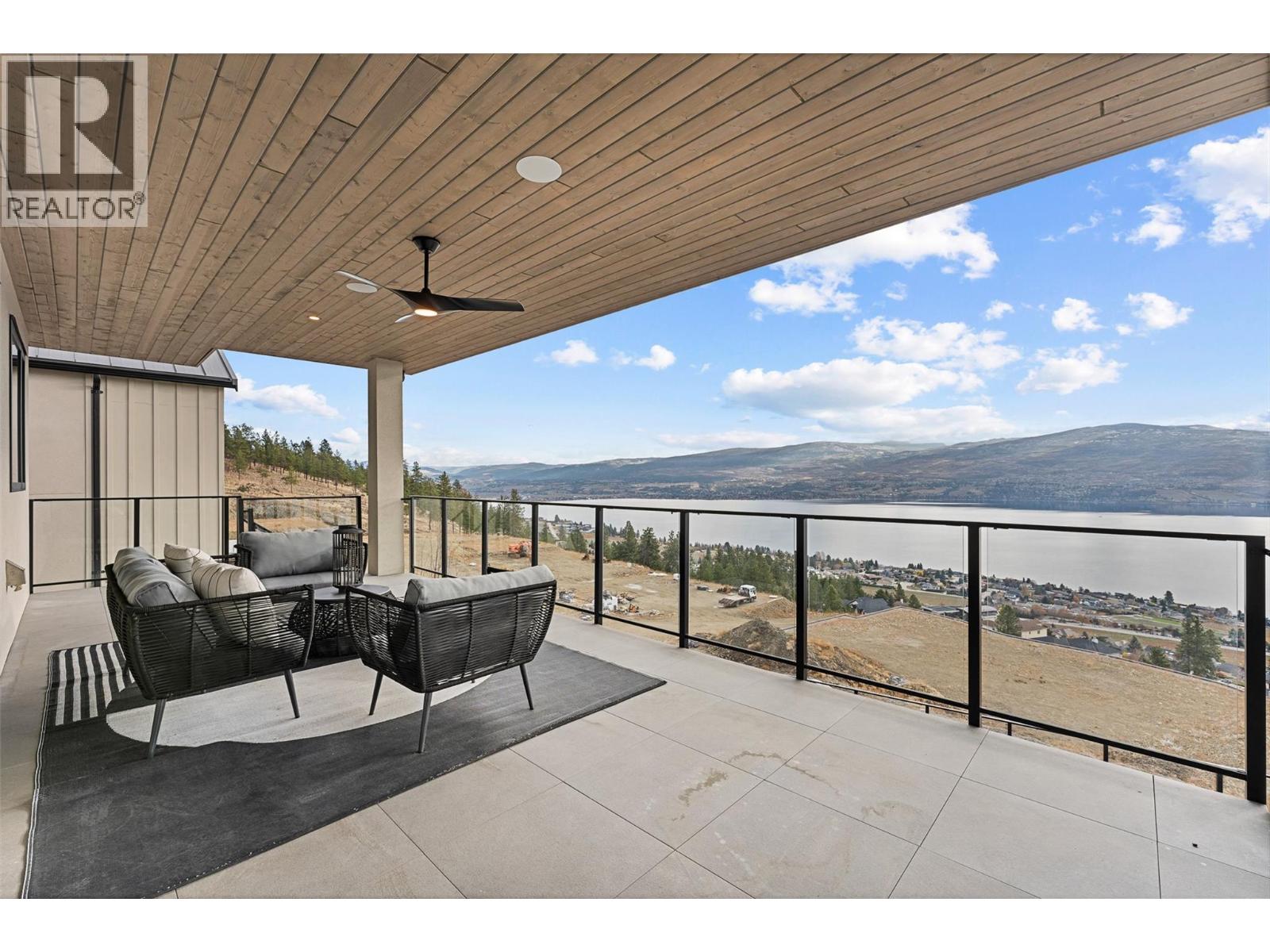 1363 Vineyard Drive, West Kelowna
