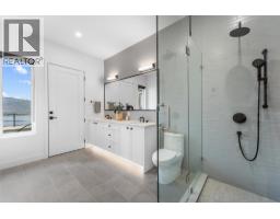 1363 Vineyard Drive, West Kelowna, BC V4T0E9 Photo 65