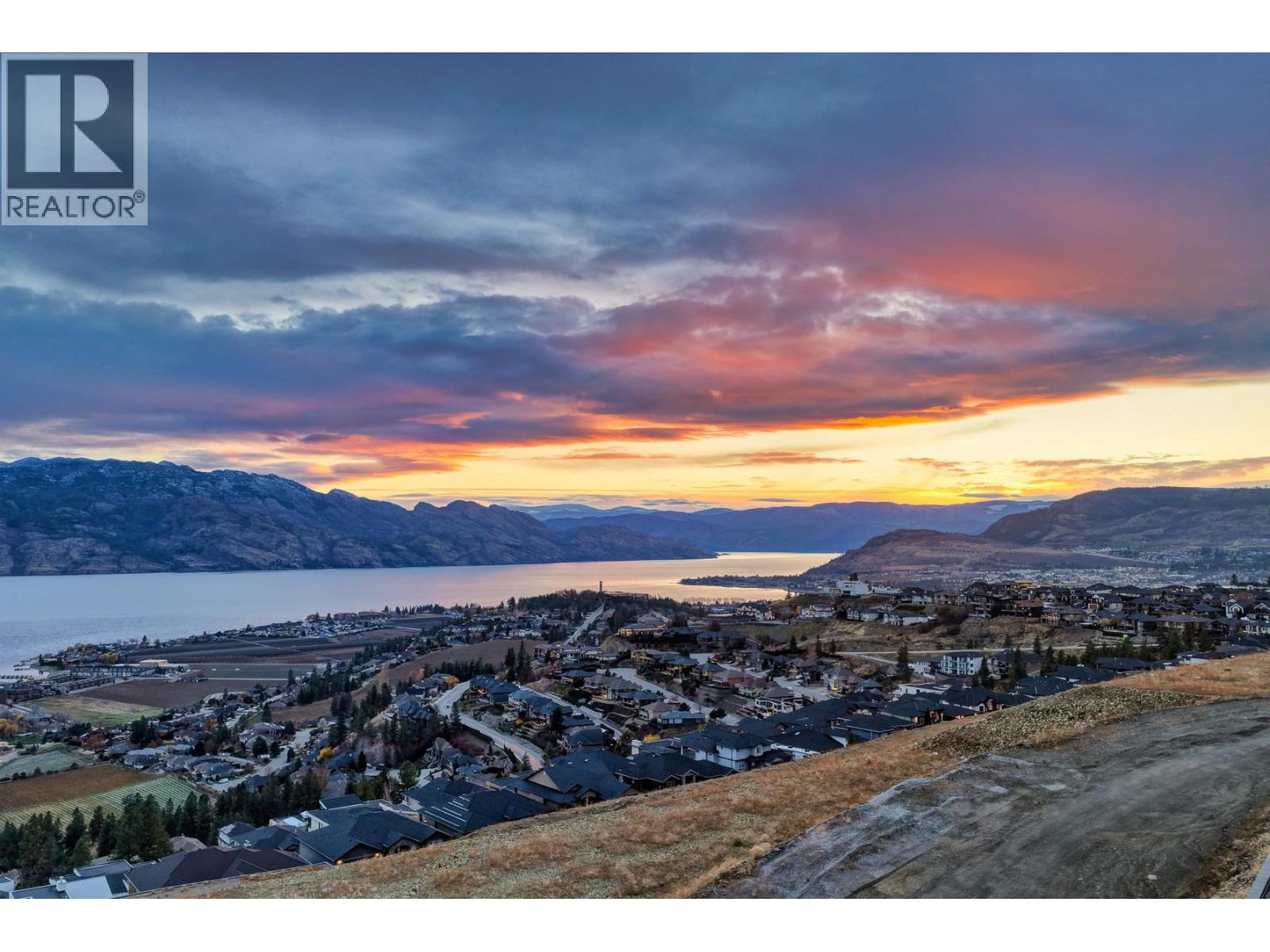 1363 Vineyard Drive, West Kelowna