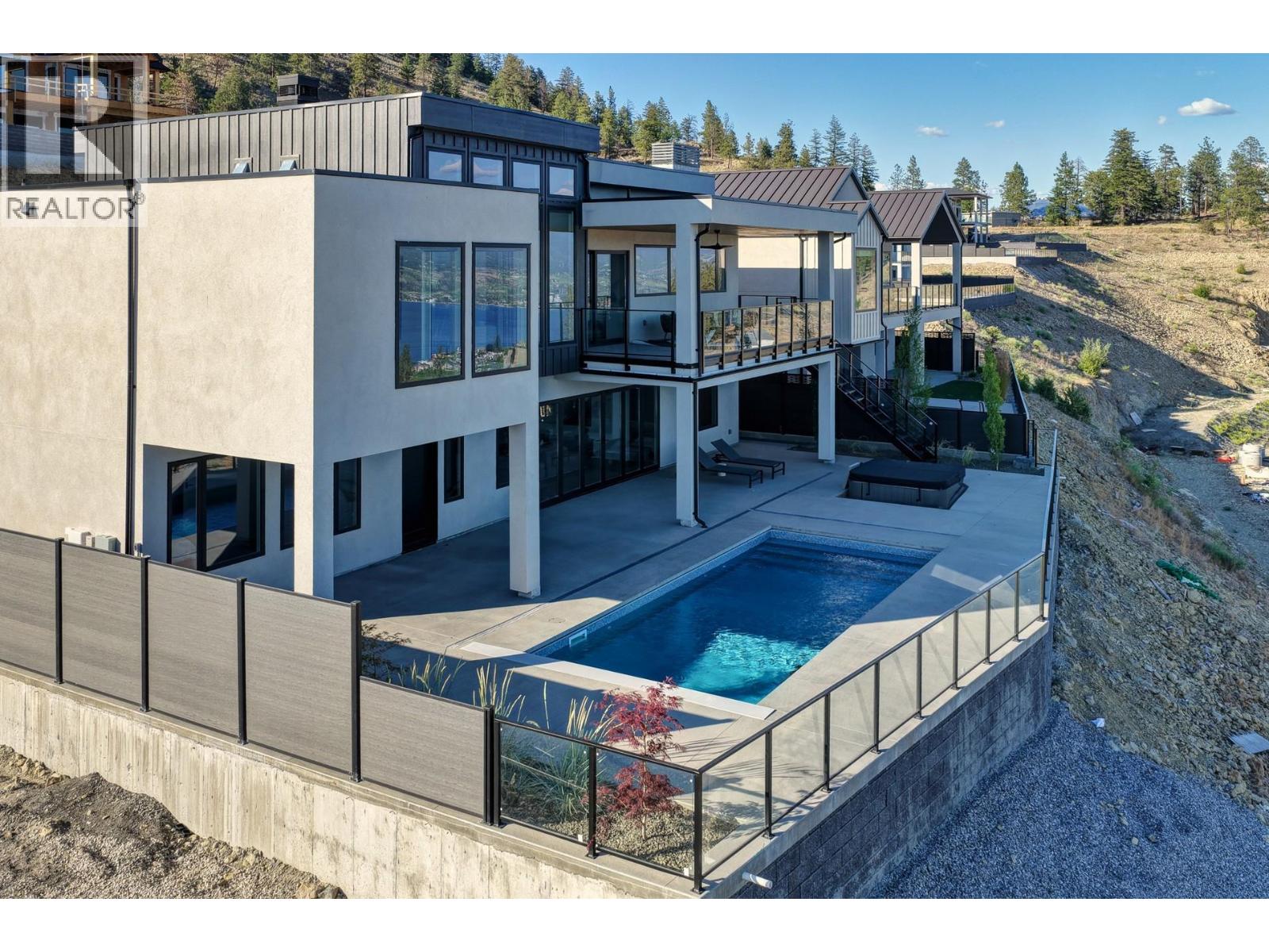 1363 Vineyard Drive, West Kelowna