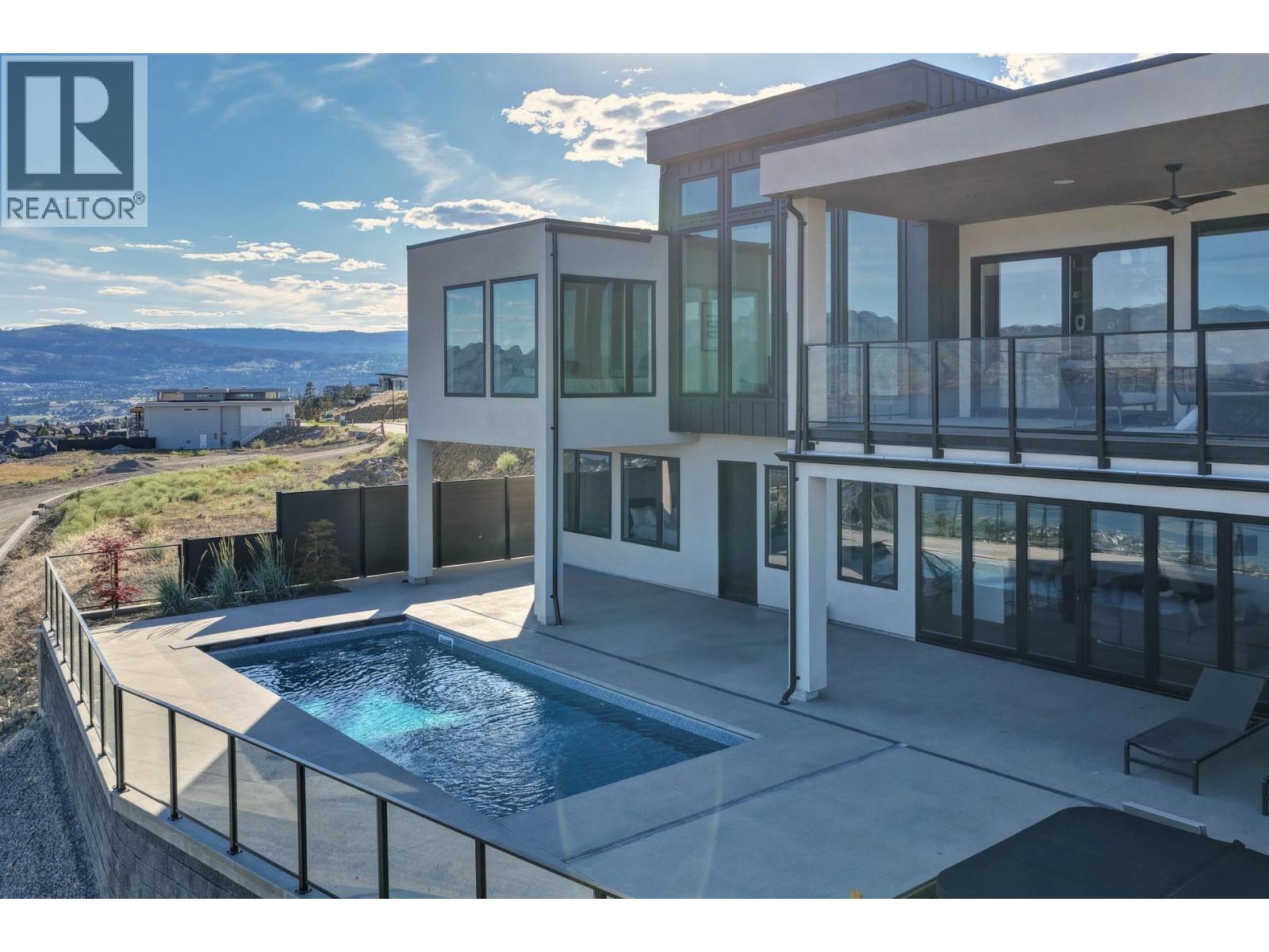 1363 Vineyard Drive, West Kelowna