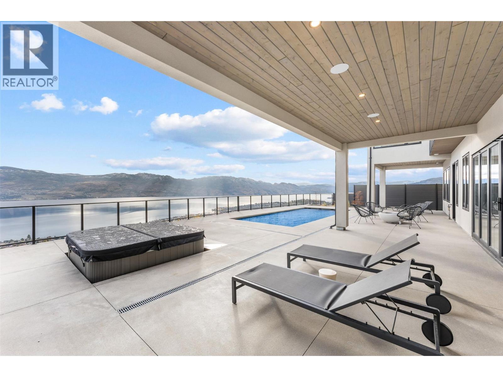 1363 Vineyard Drive, West Kelowna