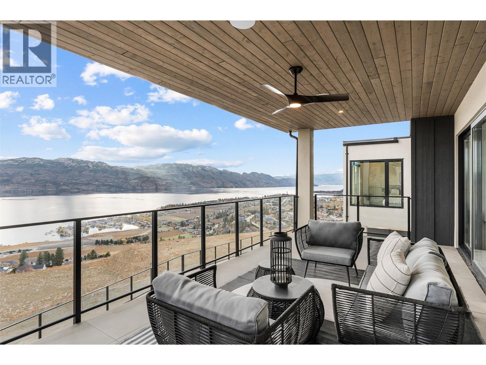 1363 Vineyard Drive, West Kelowna