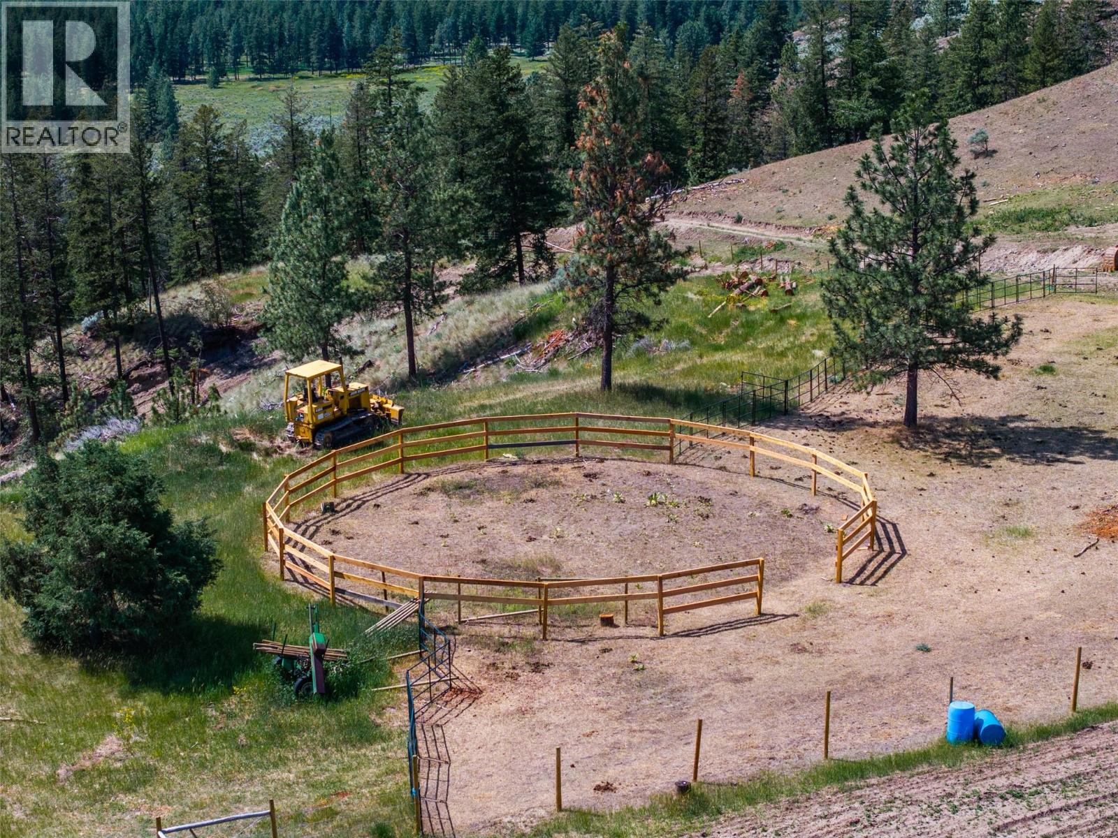 4505 Kamloops-Shuswap Road - 33