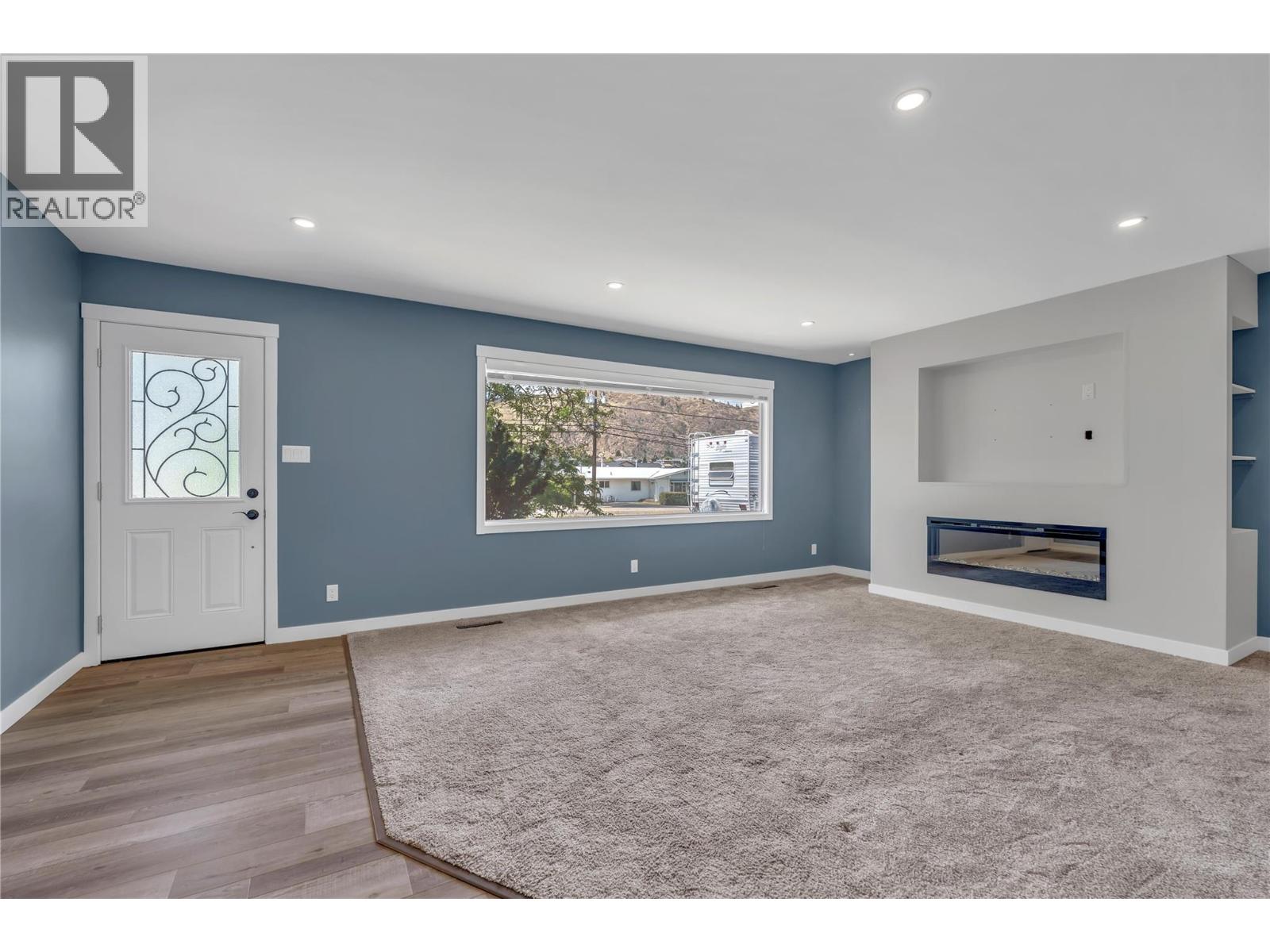 5775 Main Street - 10