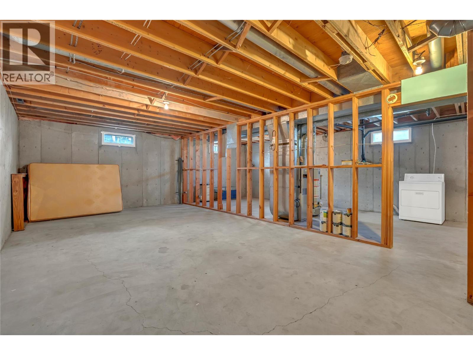 5775 Main Street - 20
