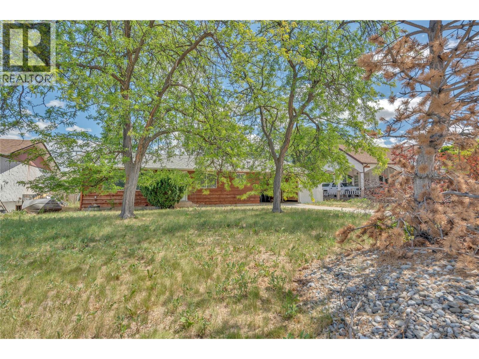 5775 Main Street - 34