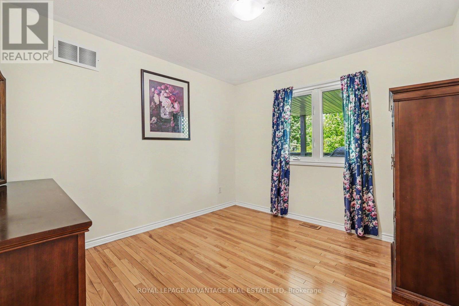 21 HAGGART STREET - 20