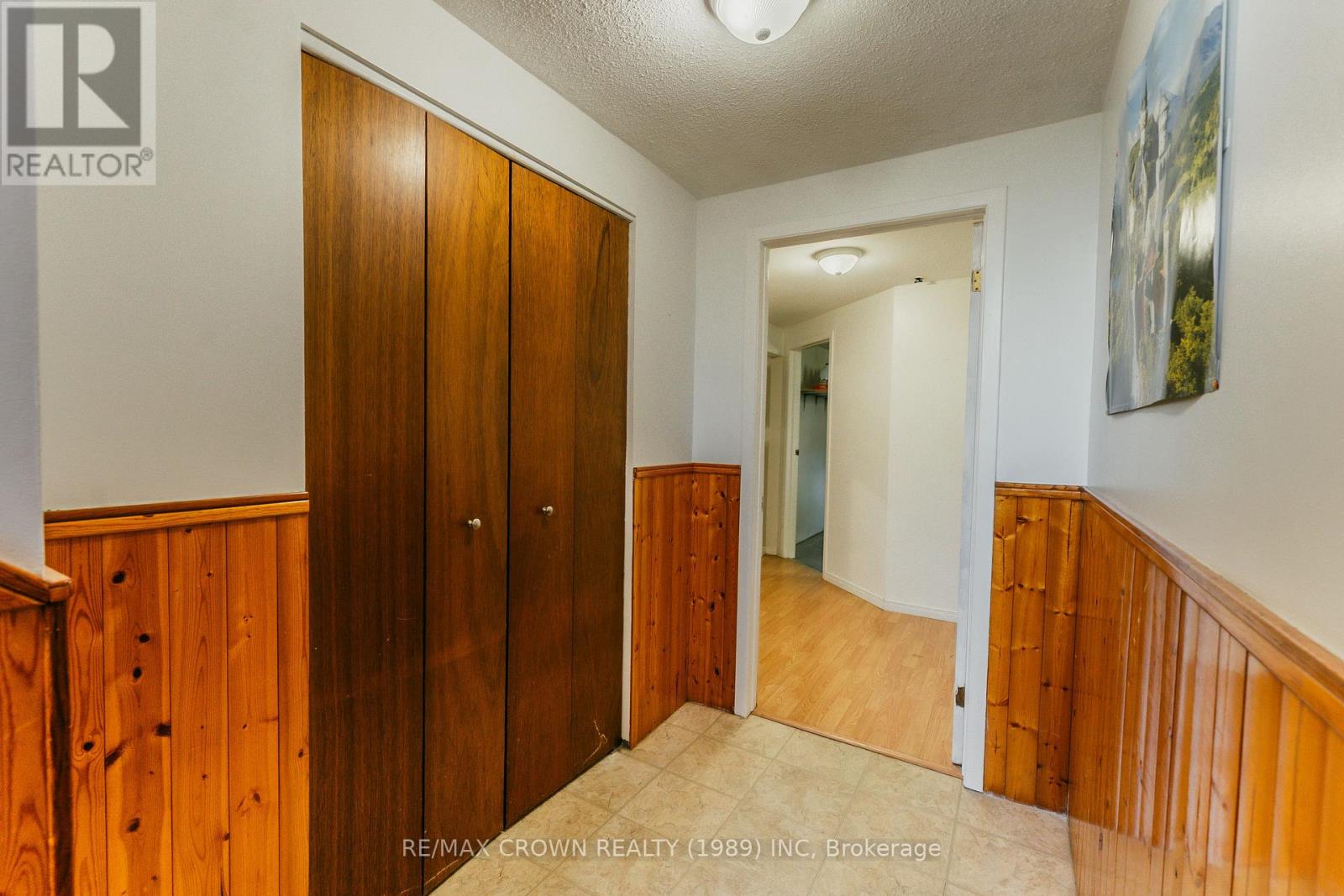 307 MCKENZIE AVENUE - 23