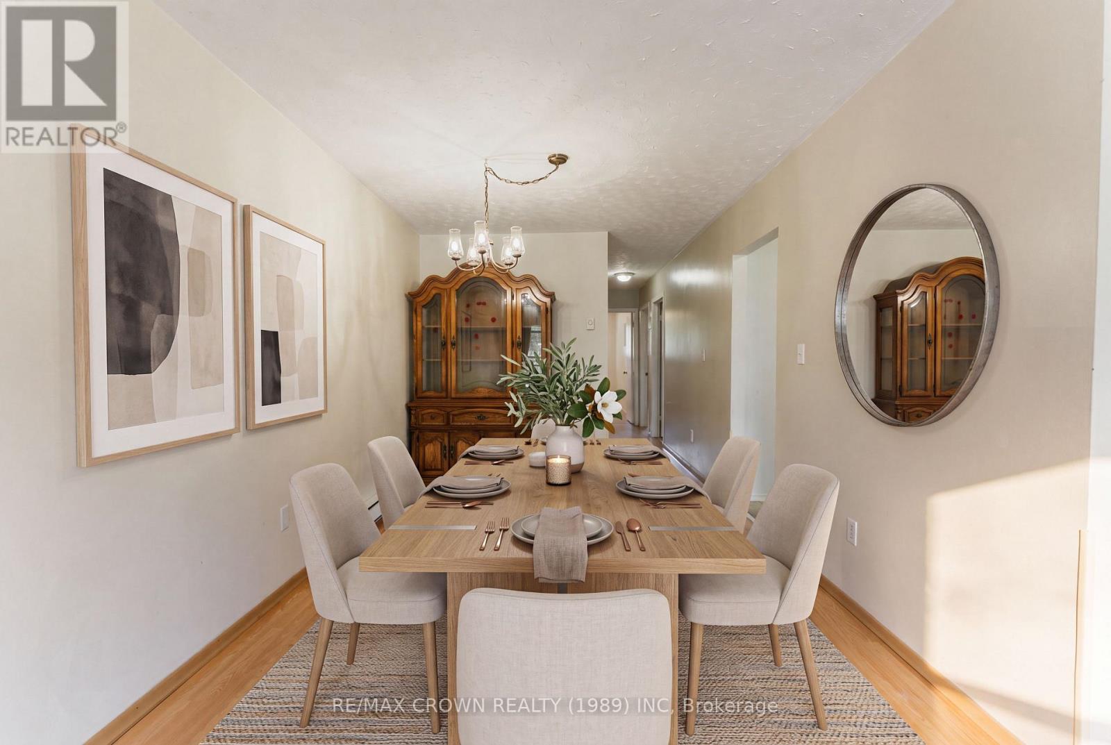 307 MCKENZIE AVENUE - 5