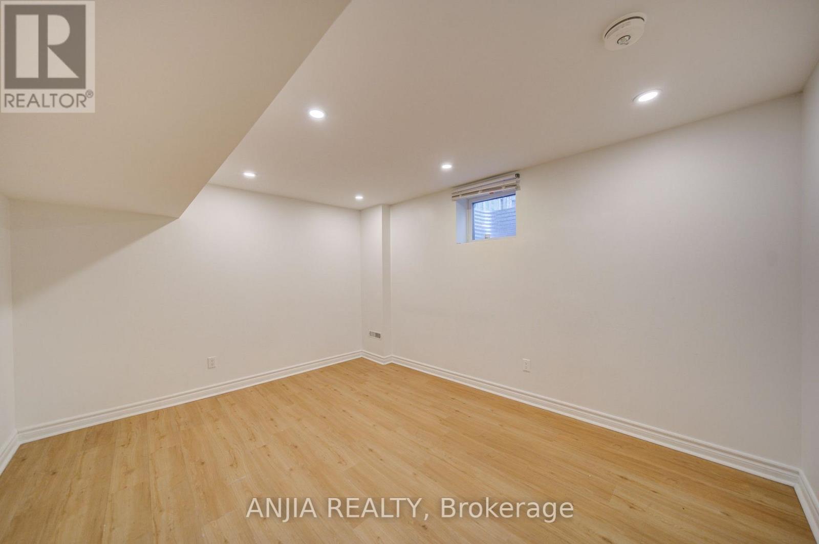 31 SPANHOUSE CRESCENT - Image 41