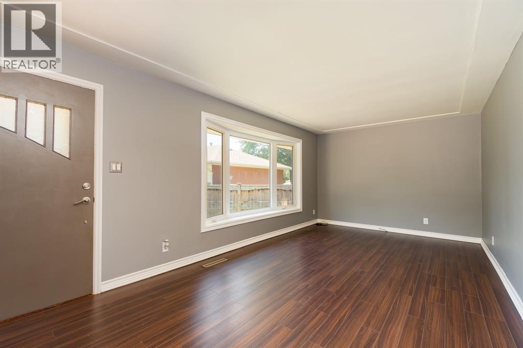 18 TWEEDSMUIR AVENUE - 3