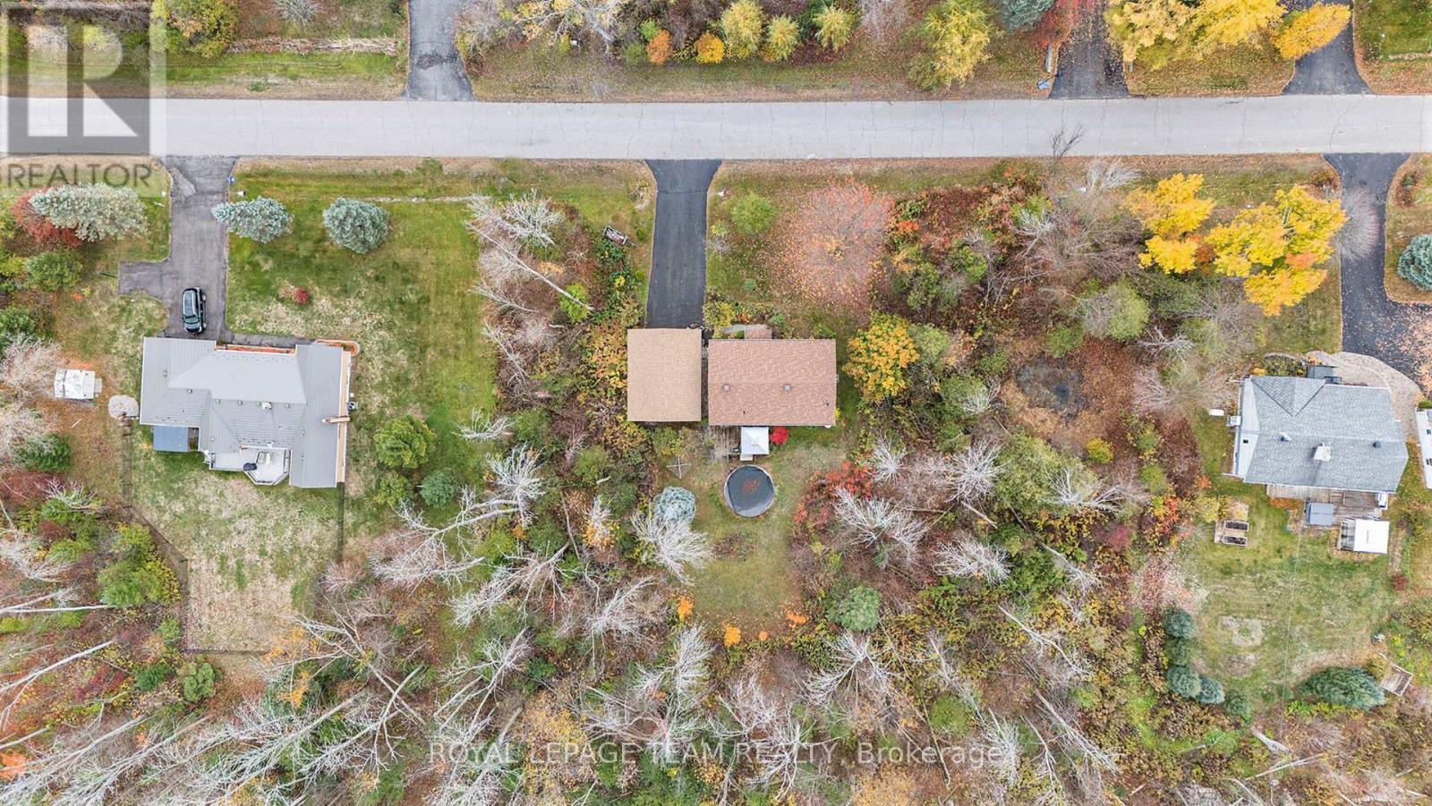 4 BLACK WALNUT ROAD - 40