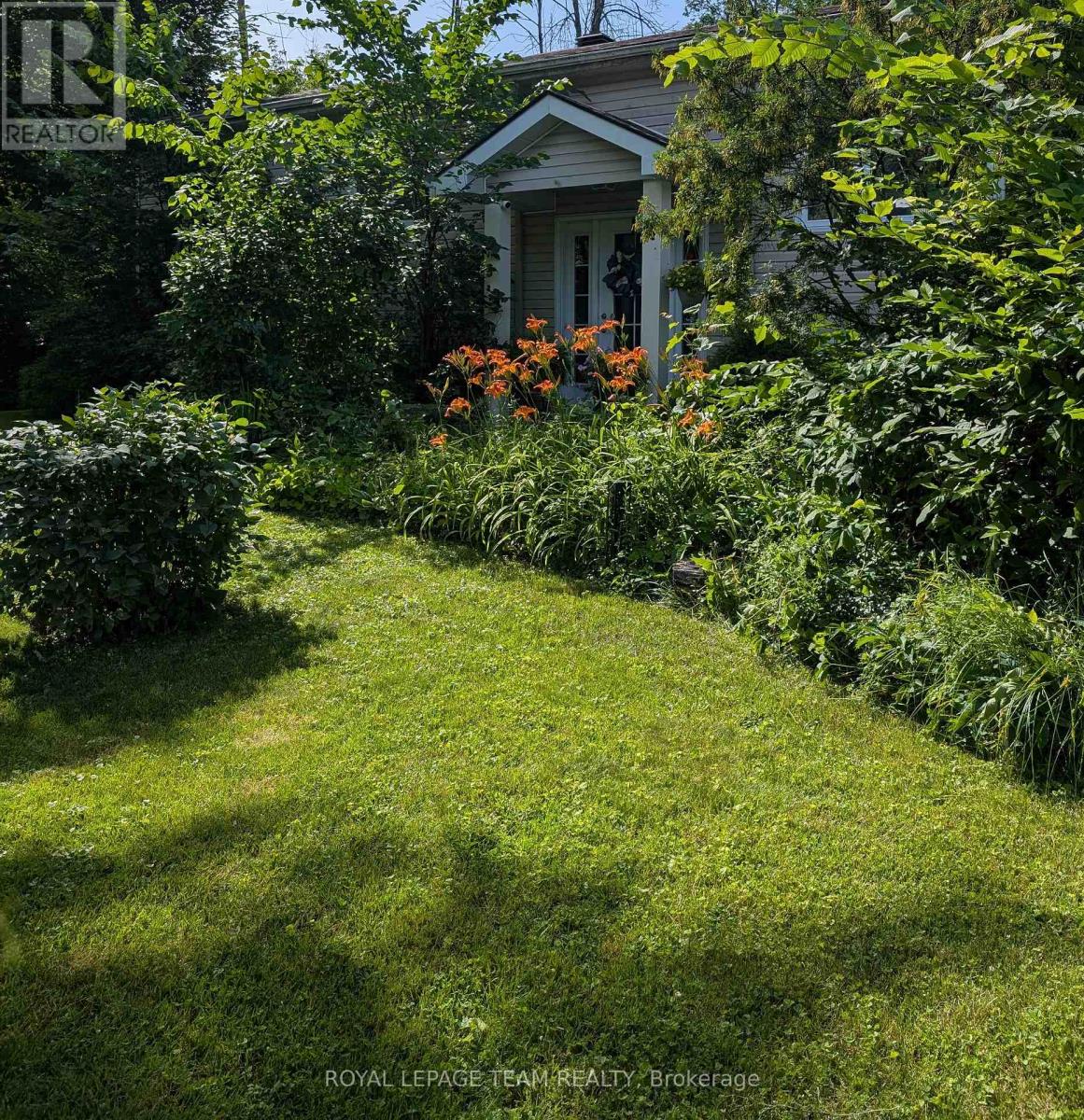 4 BLACK WALNUT ROAD - 38