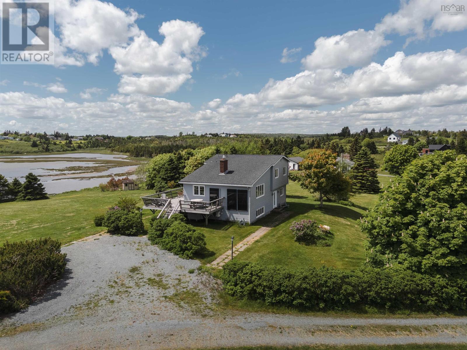 3930 Lawrencetown Road - 33