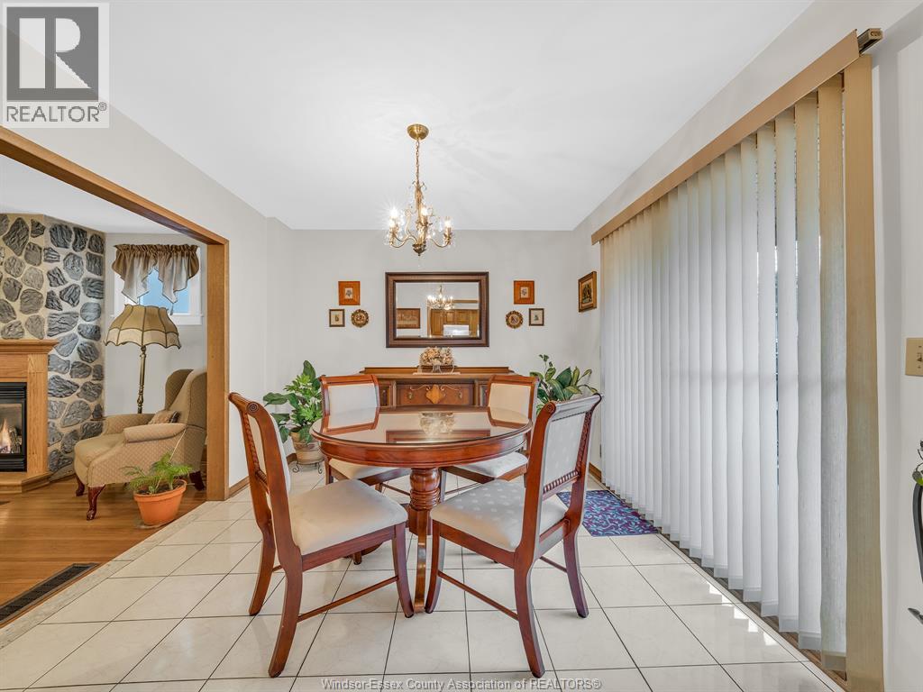 1863 PILLETTE ROAD - 12