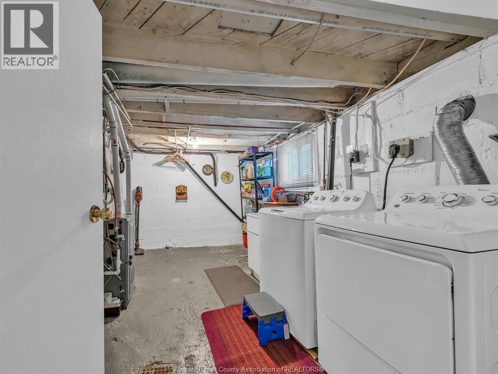 1863 PILLETTE ROAD - 31