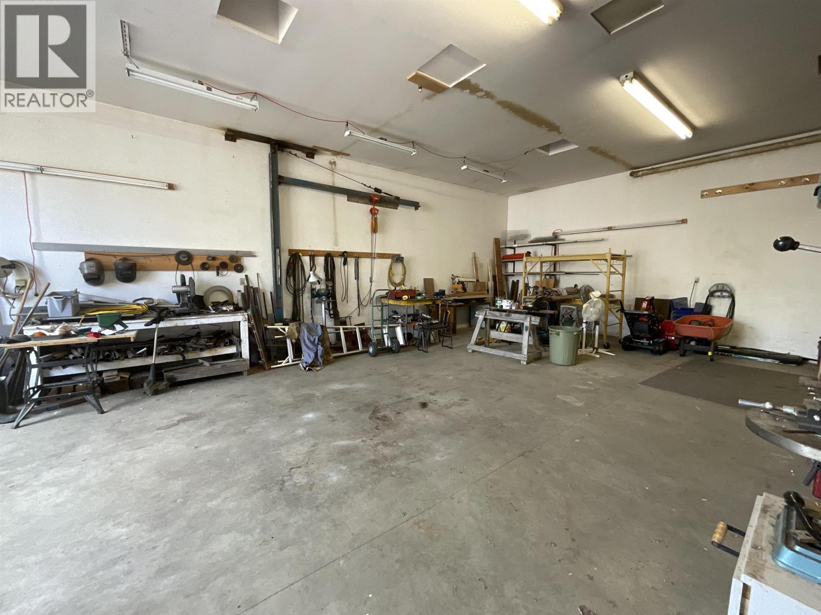 163 WESTLAND ROAD - 32