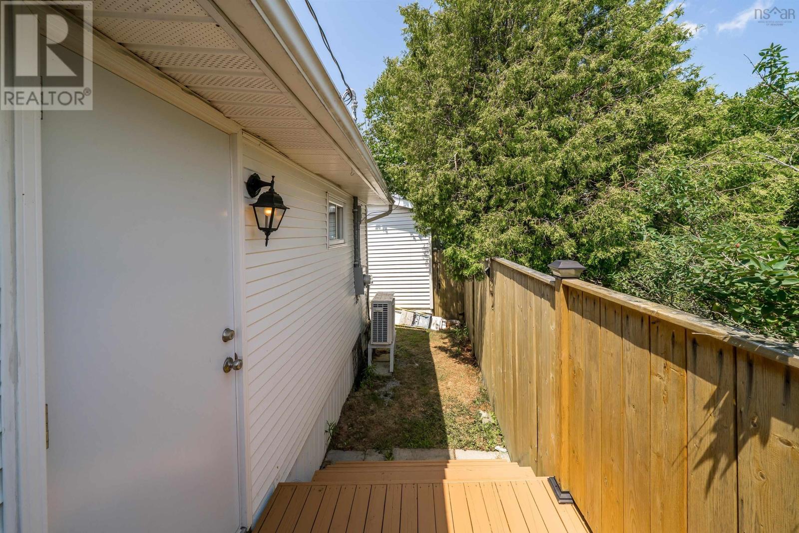 7 Hillside Drive - 23