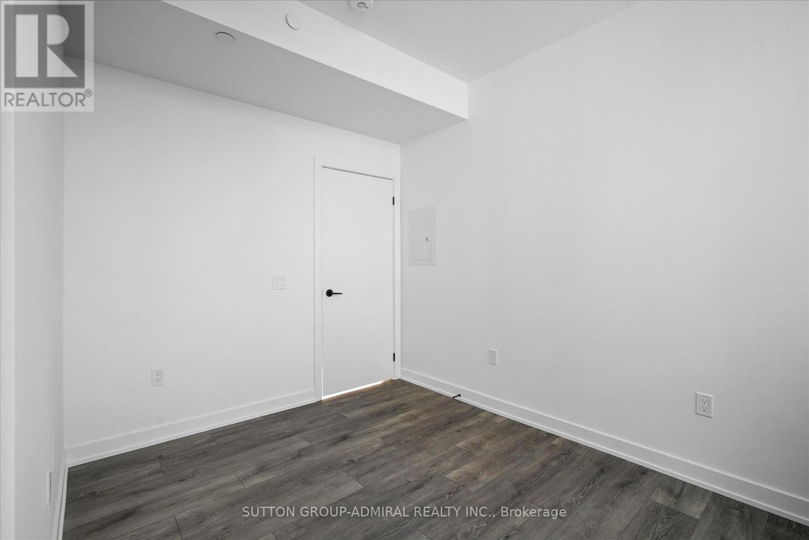 #2902 127 BROADWAY AVENUE - 11